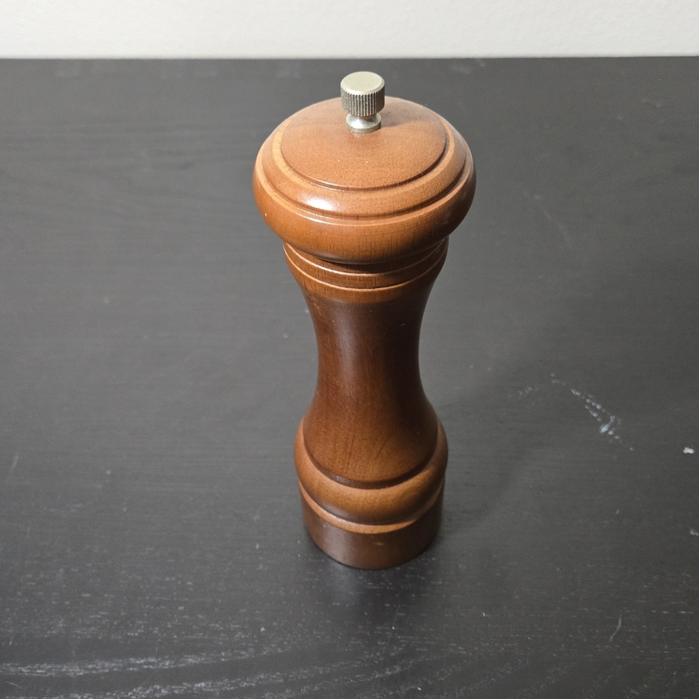 Olde Thompson Wooden Pepper Grinder Mill